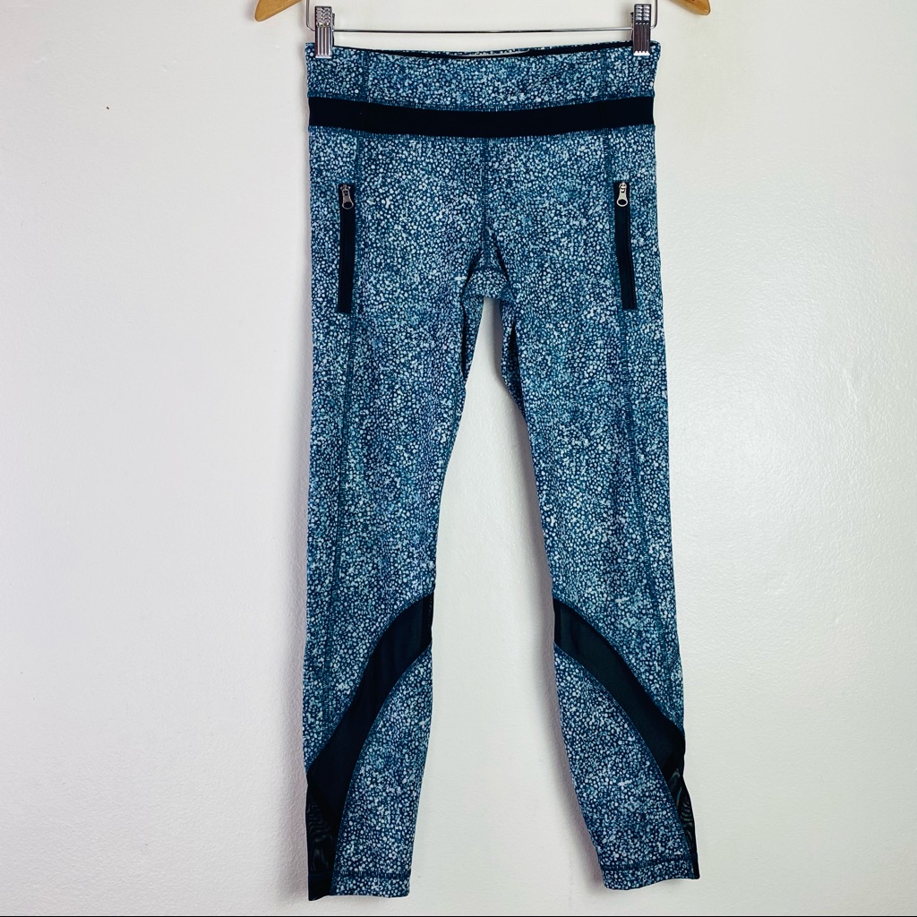 Lululemon Athletica Teal Speckled Cropped Leggings With Black Accents